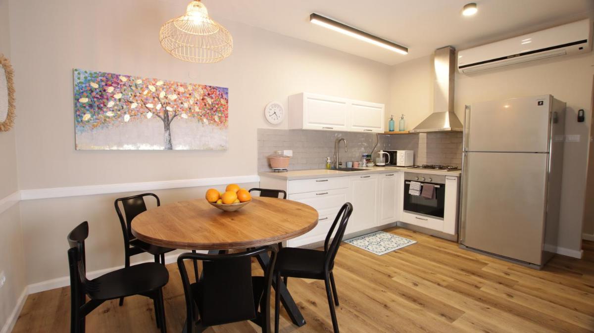 Cute & Cozy House in Zichron Yaakov - Housity
