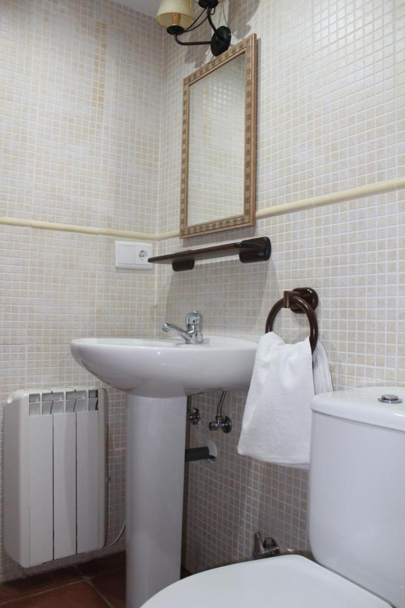 Apartamentos NOGUERA de ALBARRACÍN - Housity