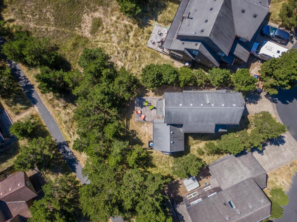 Haystack Haven, Modern beach house, ideal for couples, dogs welcome - Housity