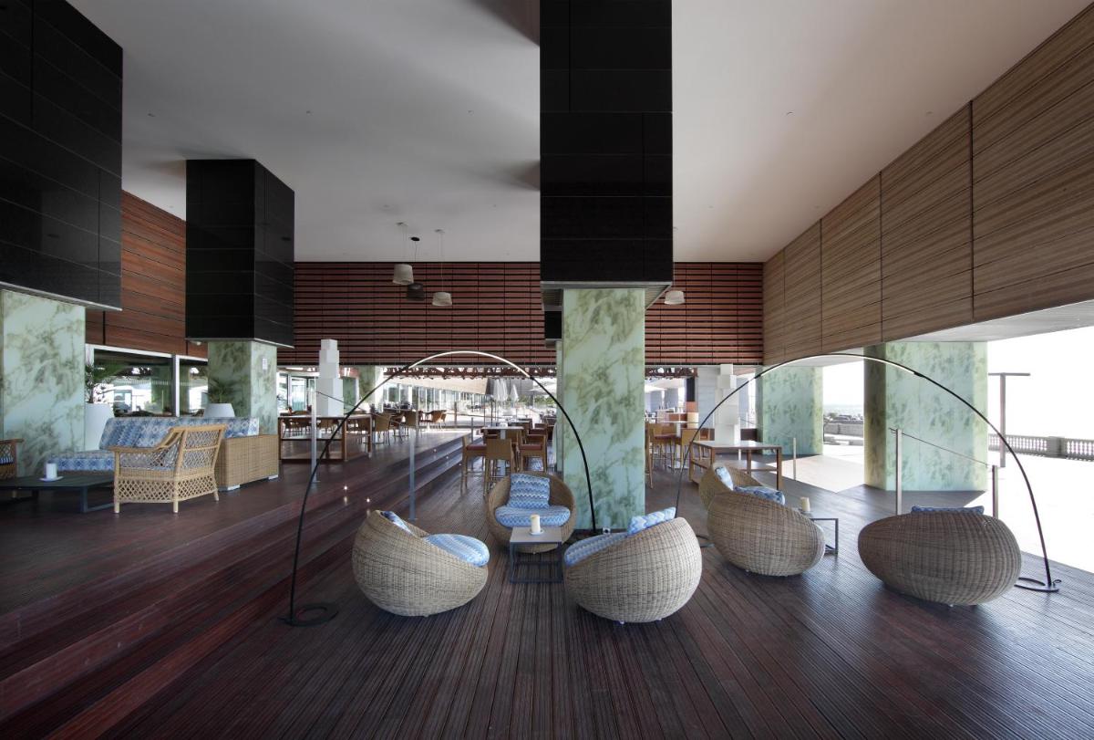 Un restaurante o sitio para comer en Parador de Cádiz