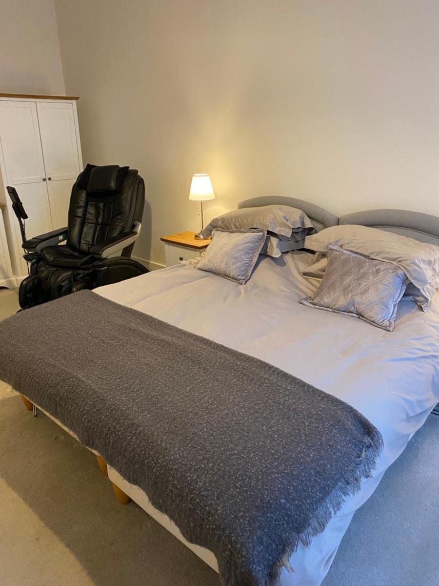 Chichester Luxury One Bed Apartment - Housity