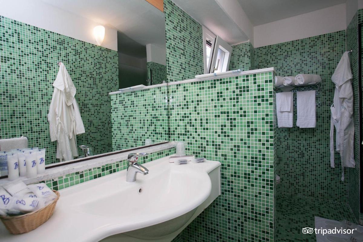 Villaggio Albatros Resort - Housity