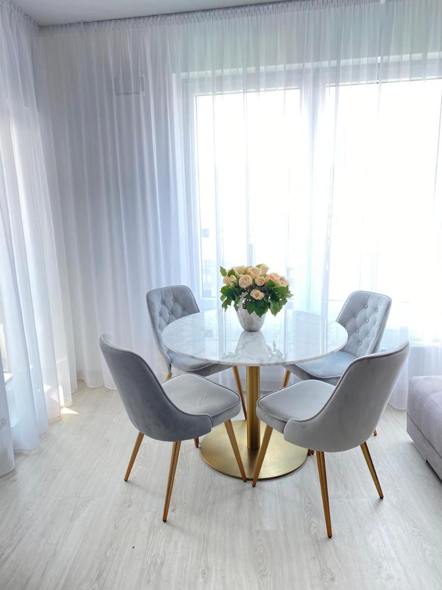New Luxury City centre apartment with panoramic view, free parking - Housity