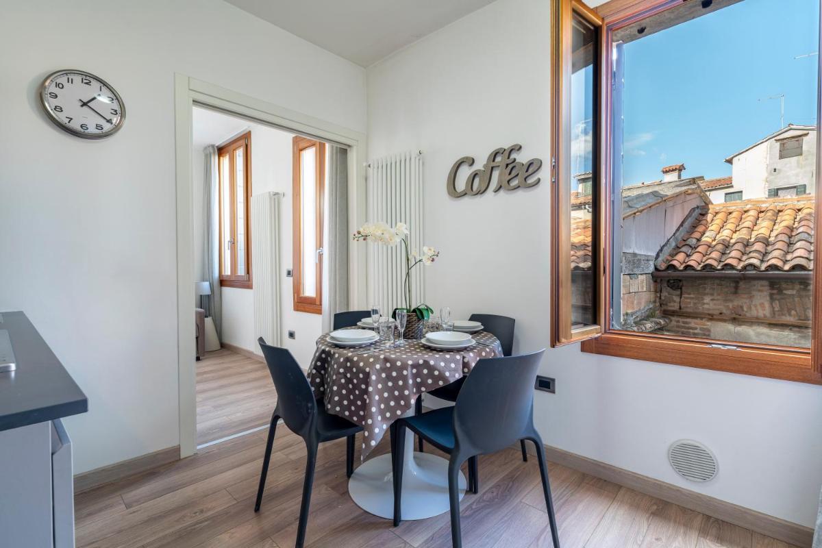 Sea to Sky Apartments by Wonderful Italy - Housity