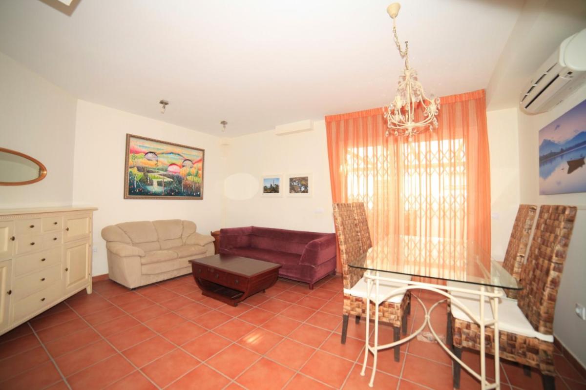 Adosado con jardin y piscina Palm Beach 45 - ALBERT VILLAS - Housity