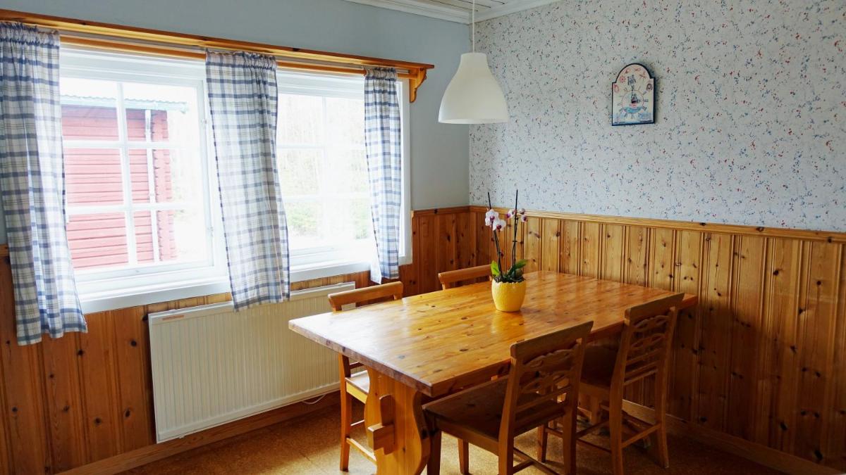 Ekesberget Stugby Stuga 8 - Housity