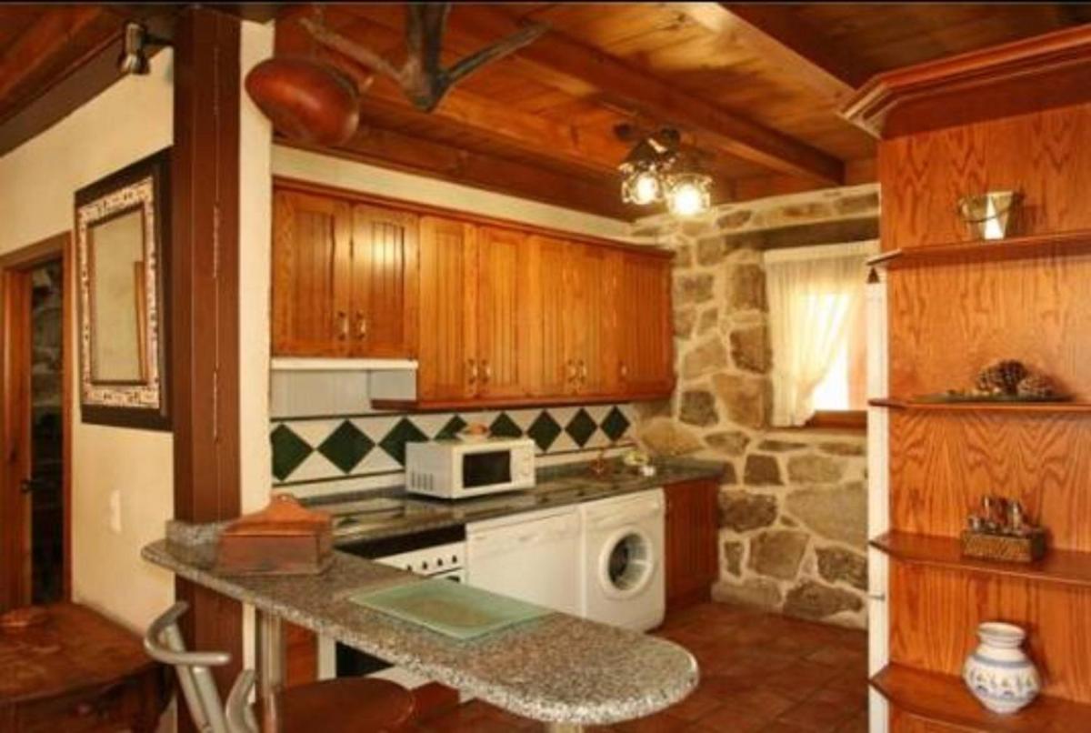 Acogedora Casa Rural hasta 8 personas en Ávila - Housity