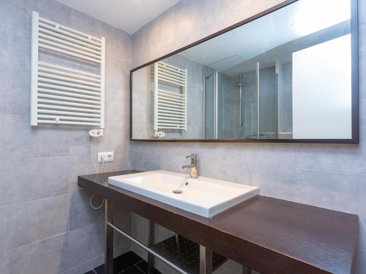 HiGuests - Sagrada Familia Apartments - Housity