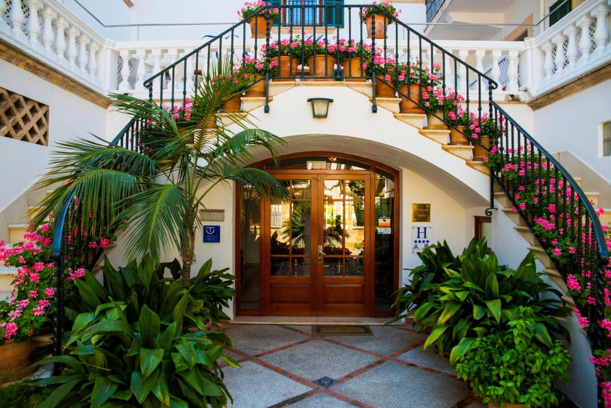 Fachada o entrada de Hotel Miramar Mallorca