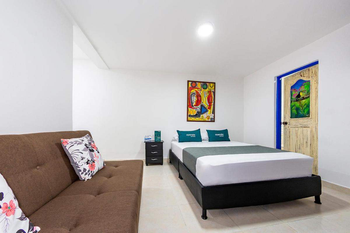 Ayenda Fundadores 1906 - Housity