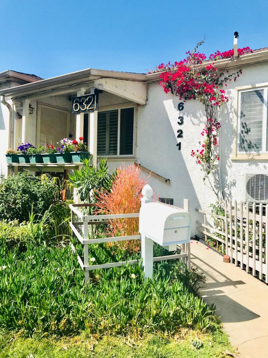 LAX Teresa AIR B&B - Housity