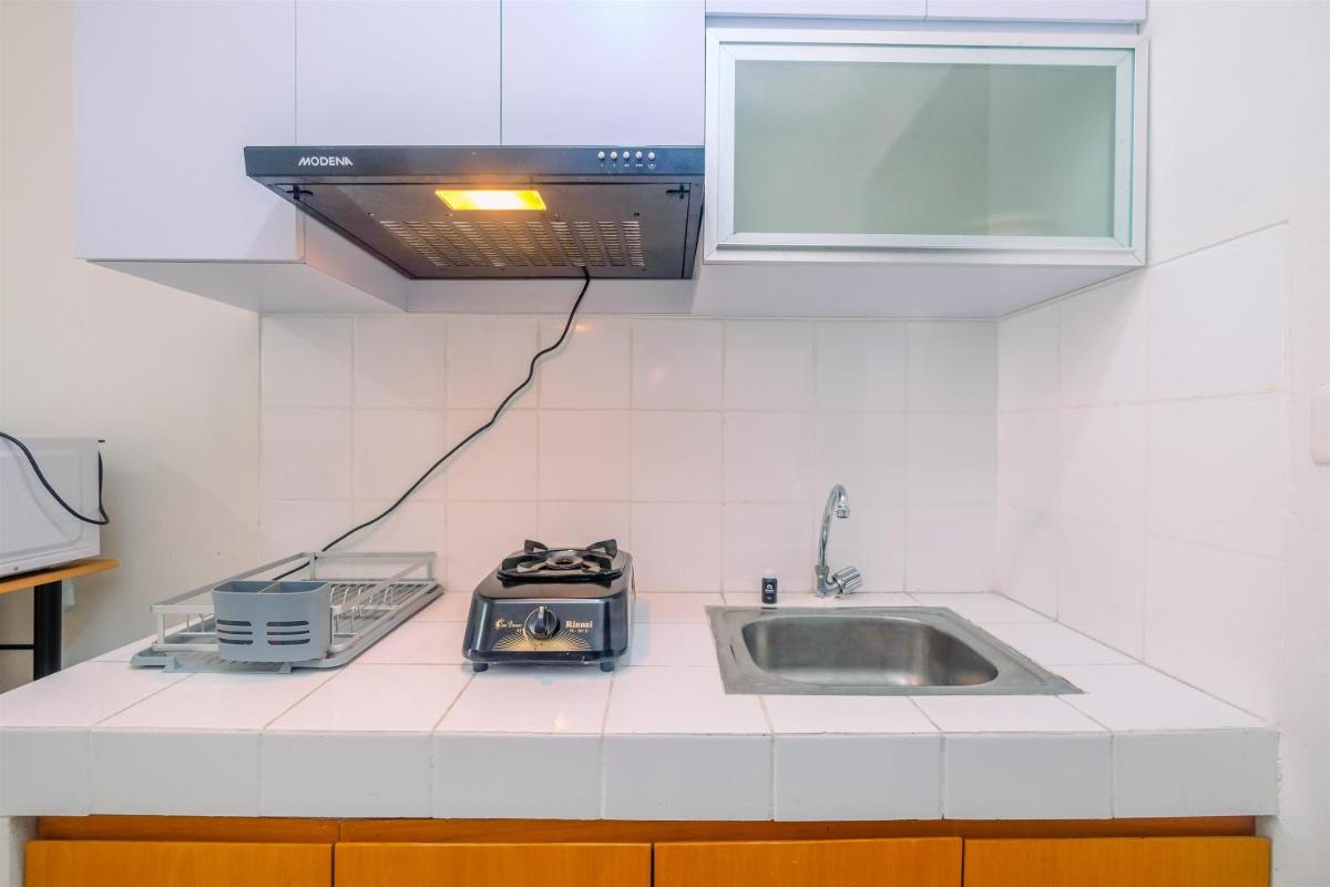 Chic and Cozy Studio Park View Condominium Apartment By Travelio - Housity