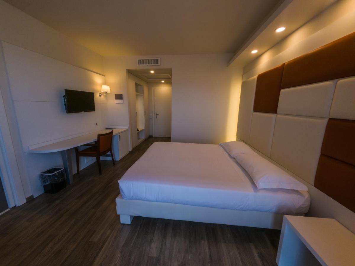 Hotel Sirio - Sure Hotel Collection by Best Western - Housity