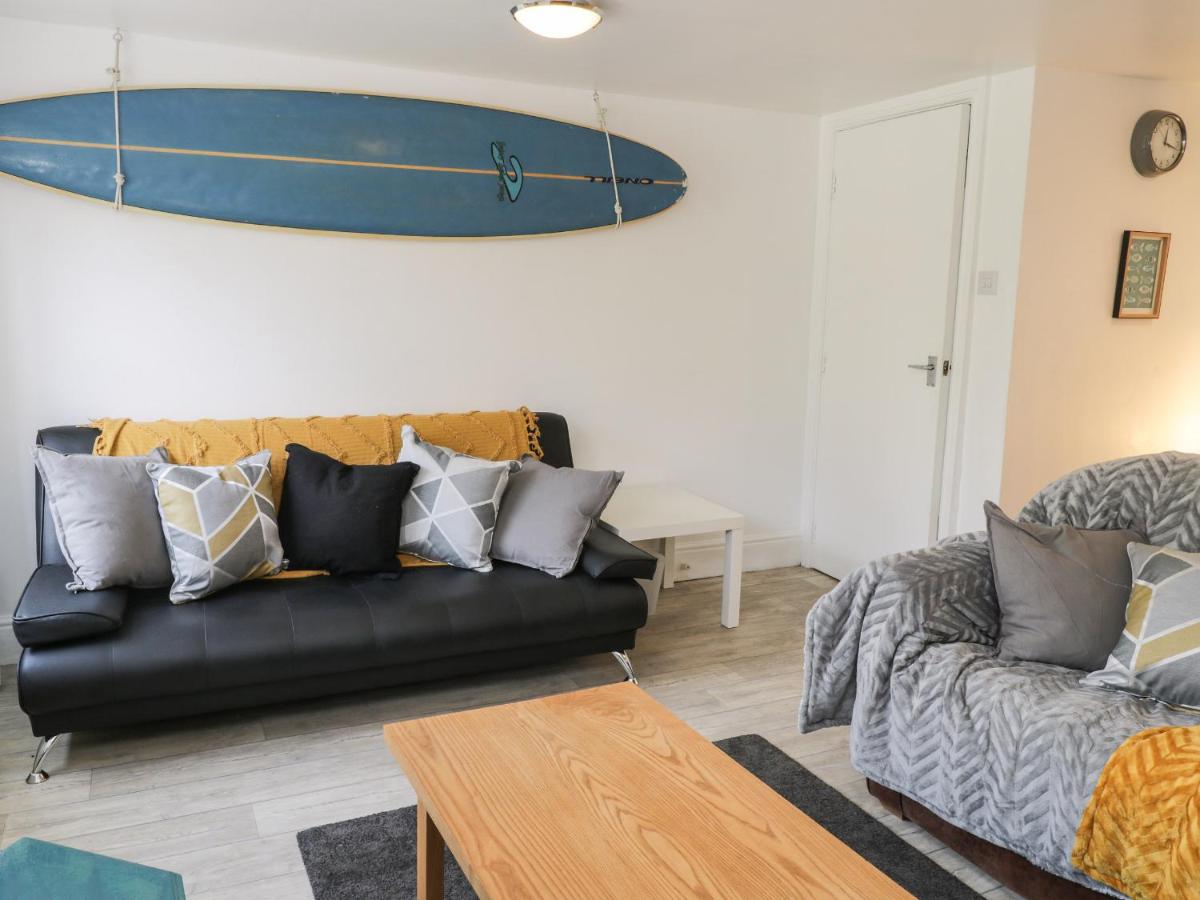 The Surfers Bolt Hole - Housity
