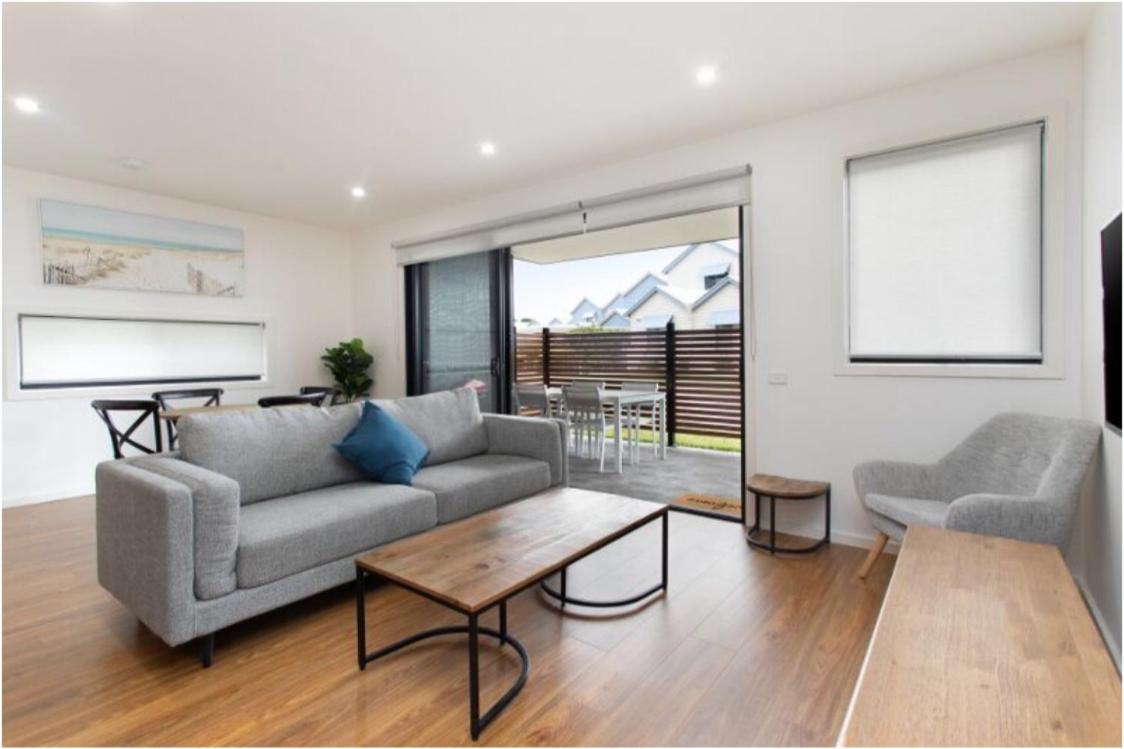 Captains Cove Ground Floor Luxury Apartments - Housity