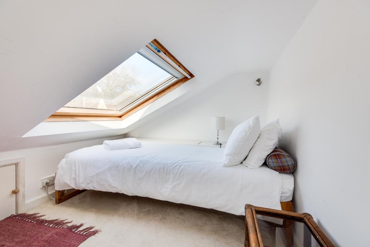 Characterful & Cosy Jericho House (sleeps up to 8) - Housity