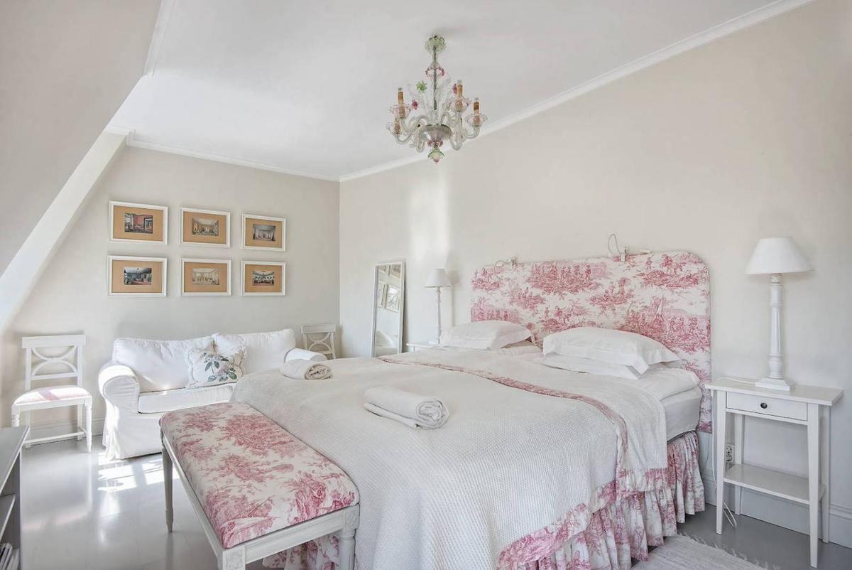 Östa Gård Boutique B&B - Housity