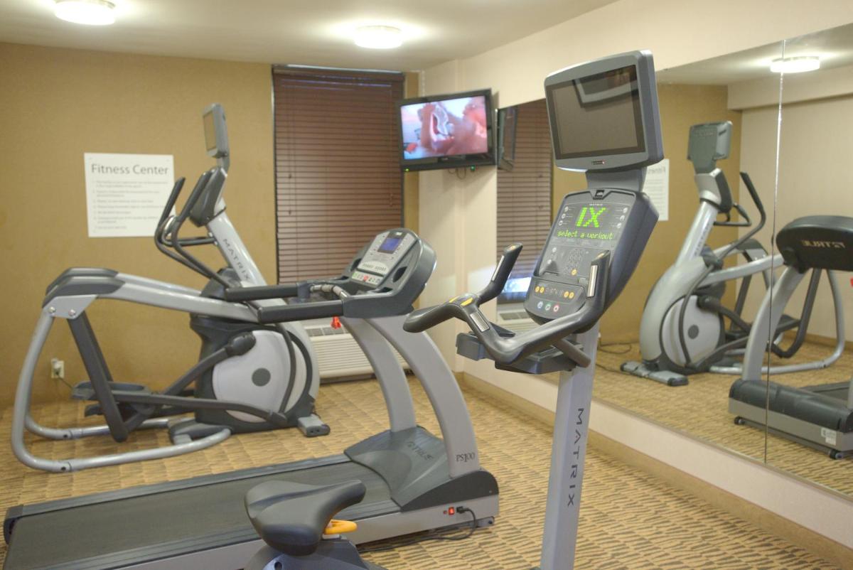 Holiday Inn Express Anderson I-85 - Exit 27- Highway 81 by IHG - Housity
