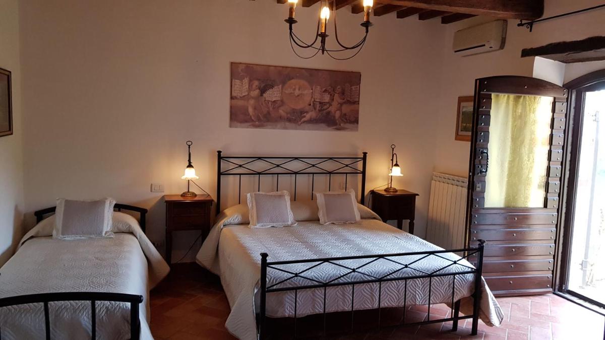 Casale sul Lago Trasimeno - Housity