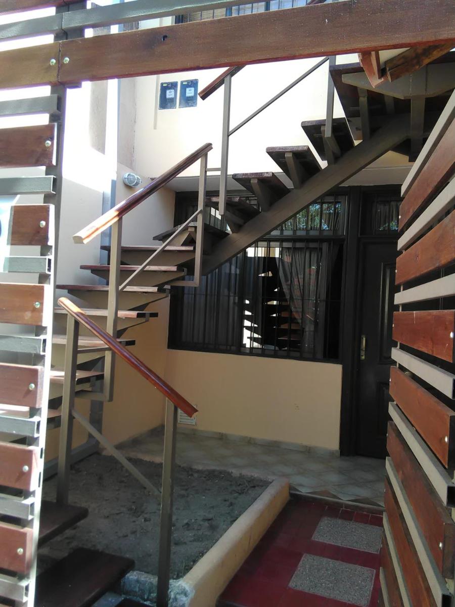 Mendoza Departamento 4 o 5 personas - Hizvo