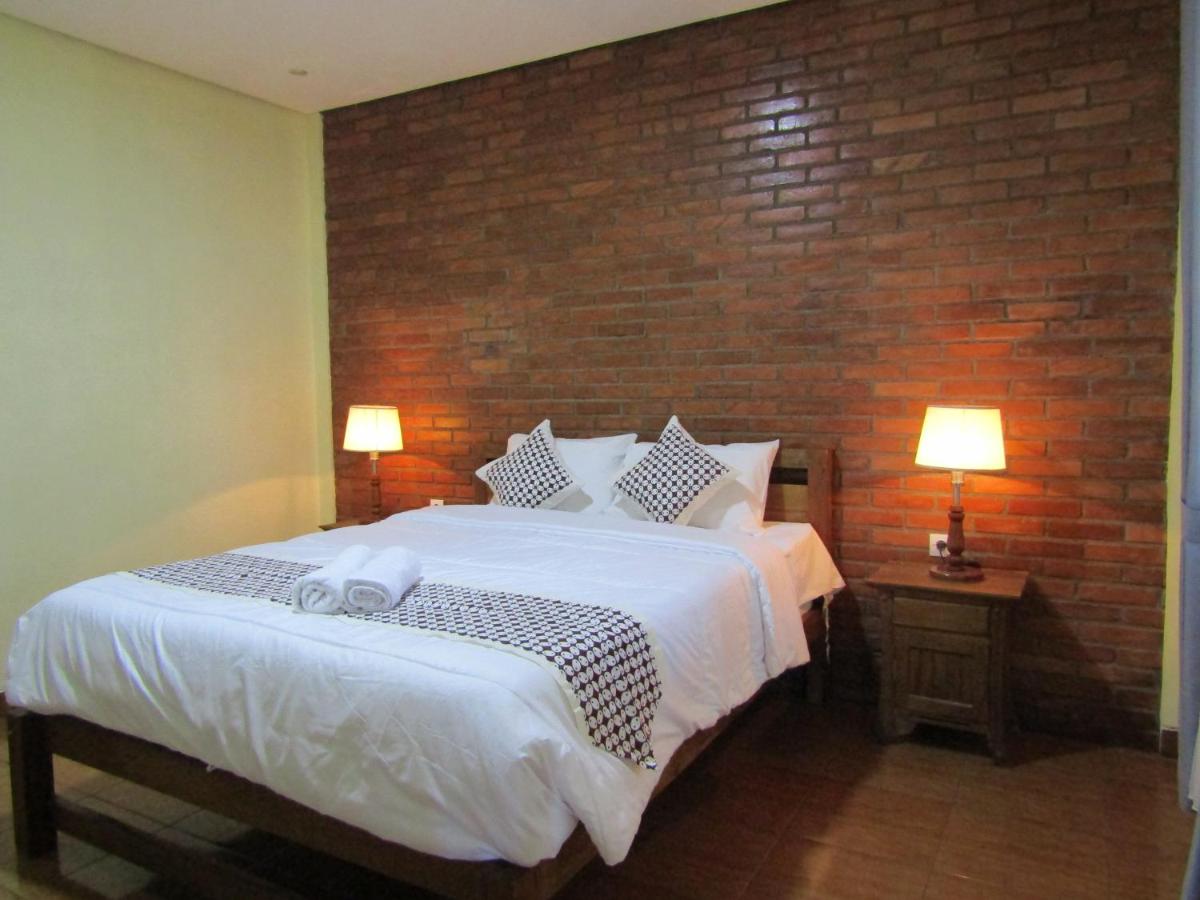 Suitetrails - Nia Maretta House Syariah