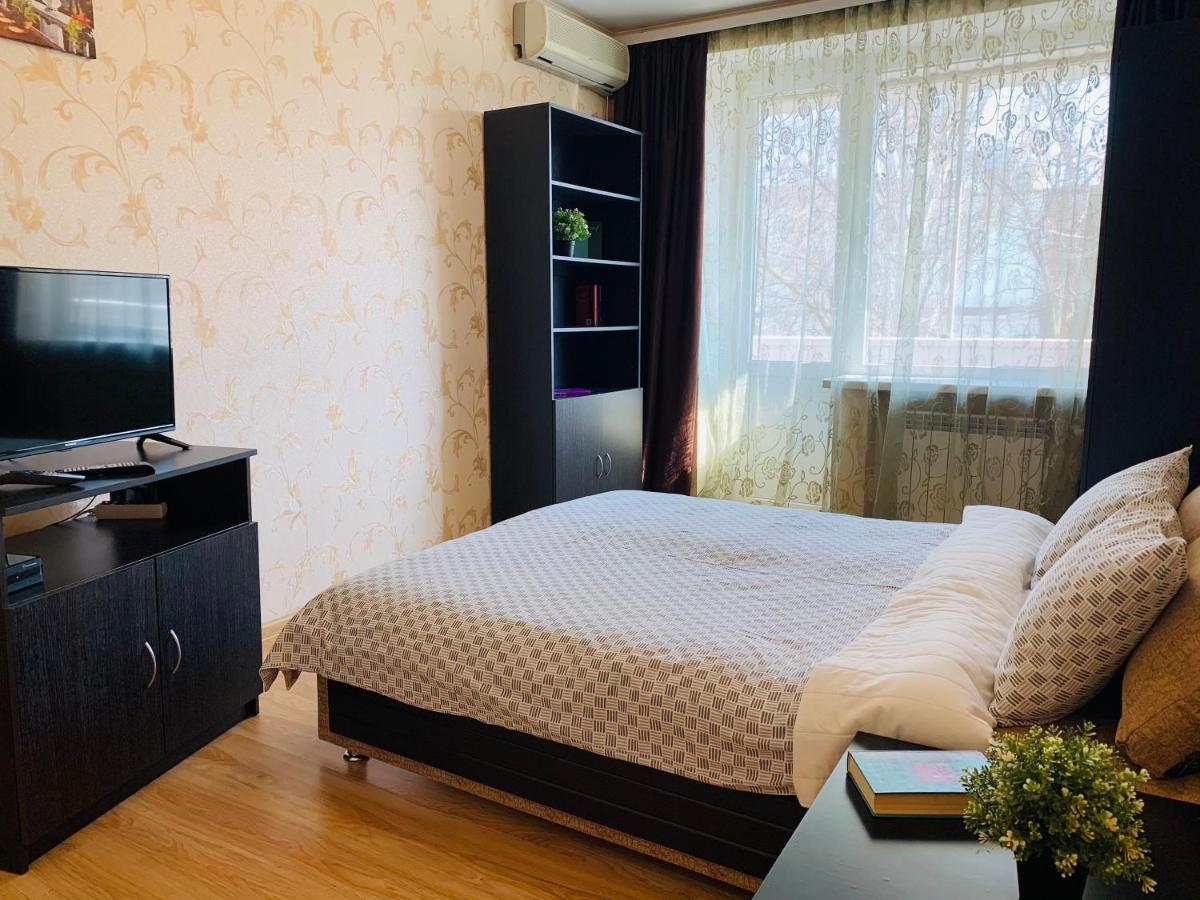 2 kh komnatnye apartamenty rostov na donu krasnoarmeiskaia ulitsa tsentr - Housity