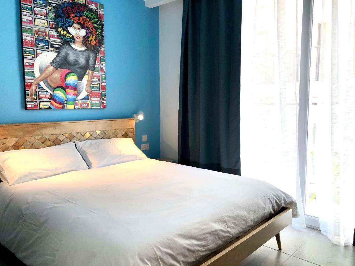 Apartments by Sliema promenade and beach - Housity