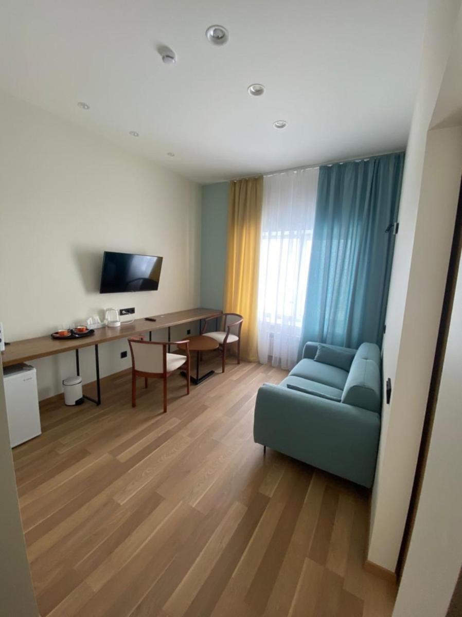 EP Boutique Hotel - Housity