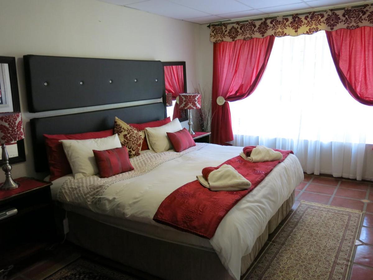 Welcome to A Cherry Lane Self Catering and B&B - Housity