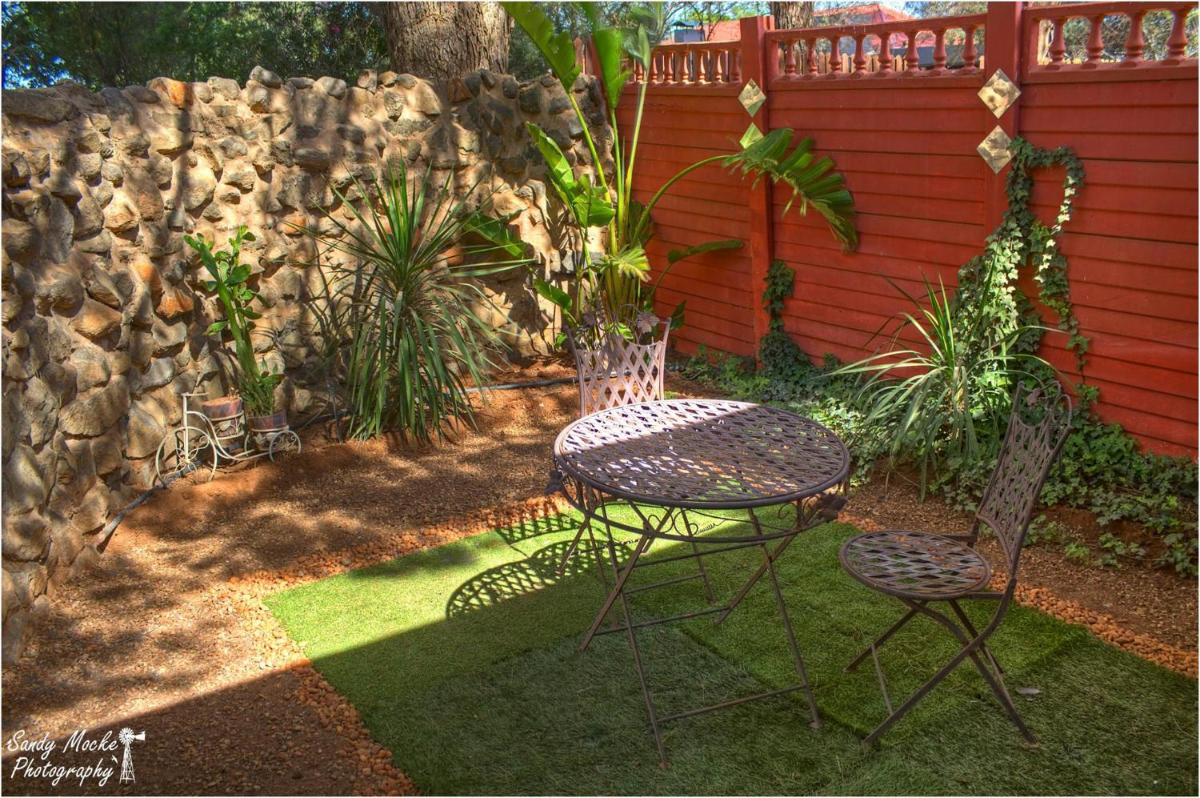 Welcome to A Cherry Lane Self Catering and B&B - Housity