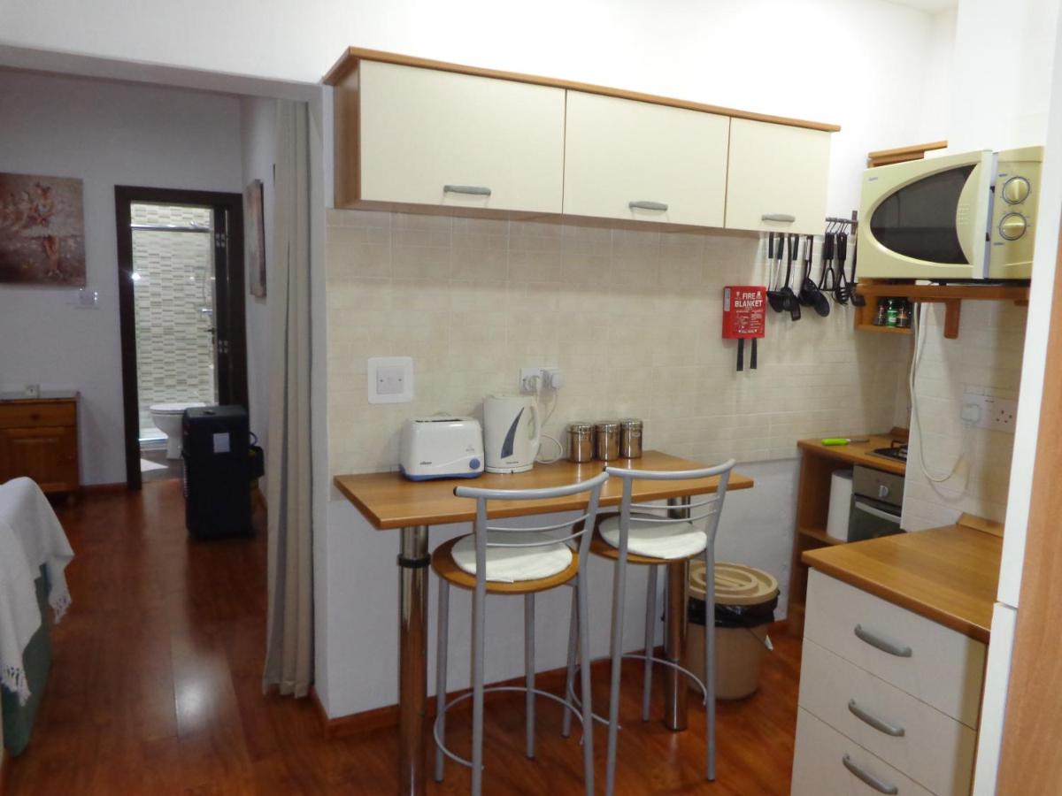Lovely Penthouse with private sun terrace between Valletta and Sliema - Housity