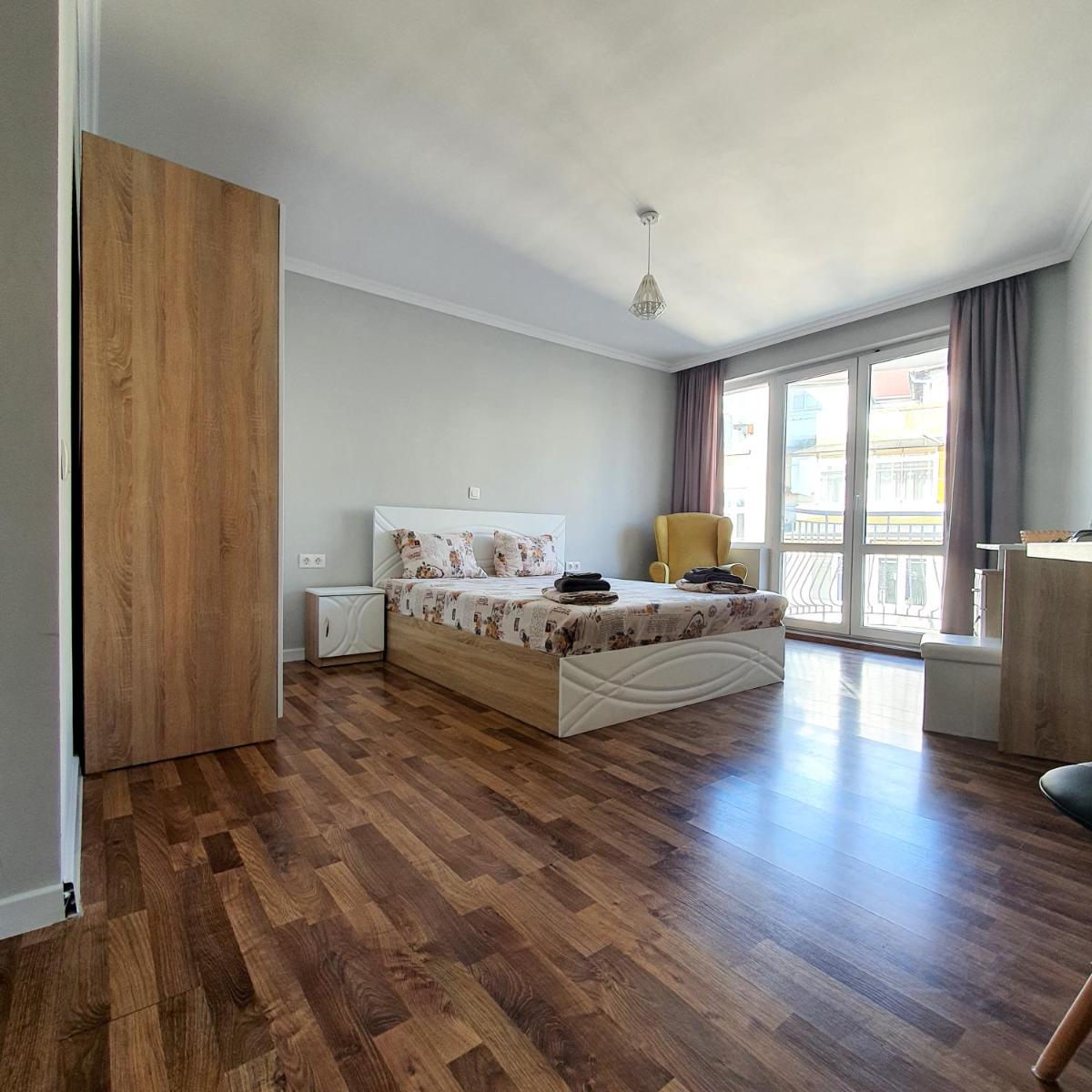 Студио High Spirit - Housity