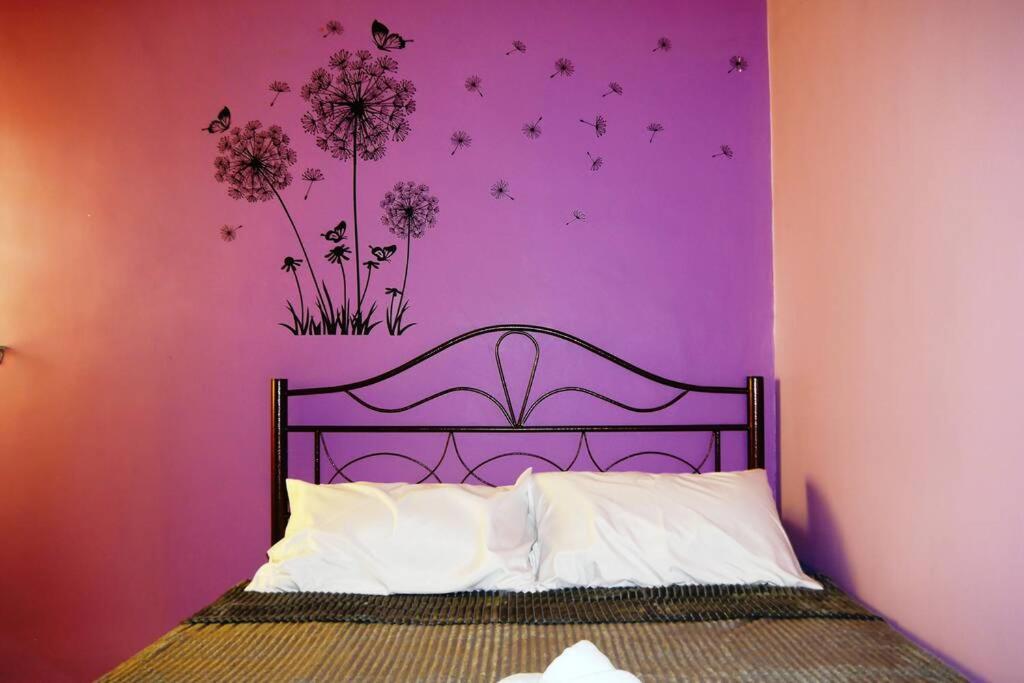 Colourful homestay - (near jeti sky mirror) - Hizvo