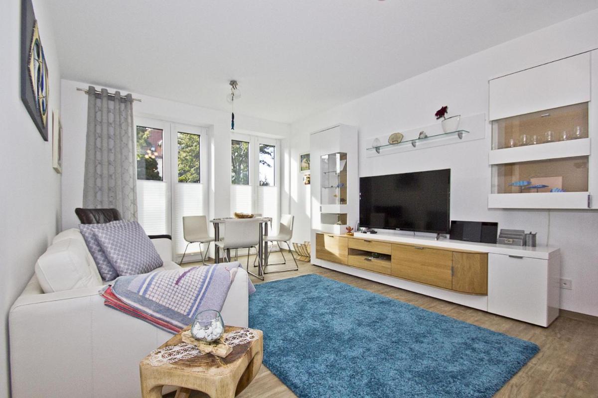 hafennahe Ferienwohnung im Erdgeschoss mit Terrasse - Haus Hafenkieker FeWo 02 - Housity