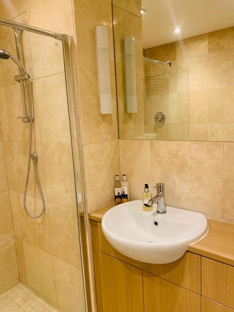 George & Dragon Country Pub & Hotel Wolverton Townsend - Housity