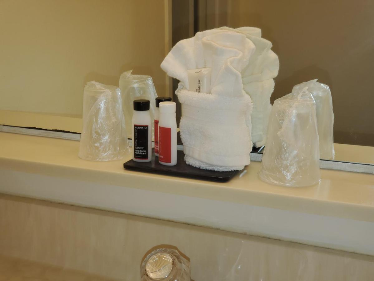 Groton Inn & Suites - Housity