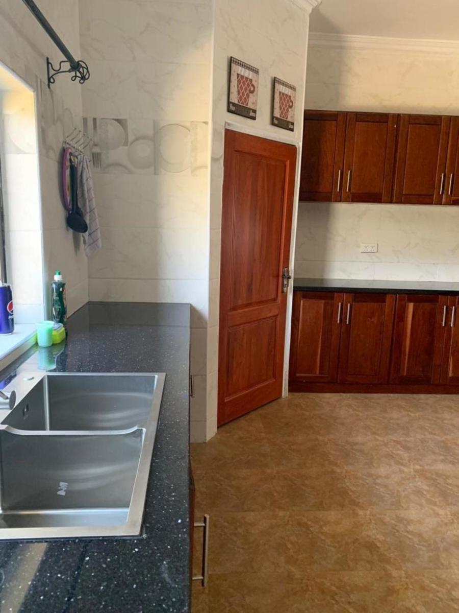 3 bedrooms in an apartment in Mass Media - Housity