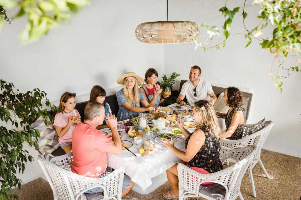 Clientes alojados en Casas Heddy, Well-being Resort