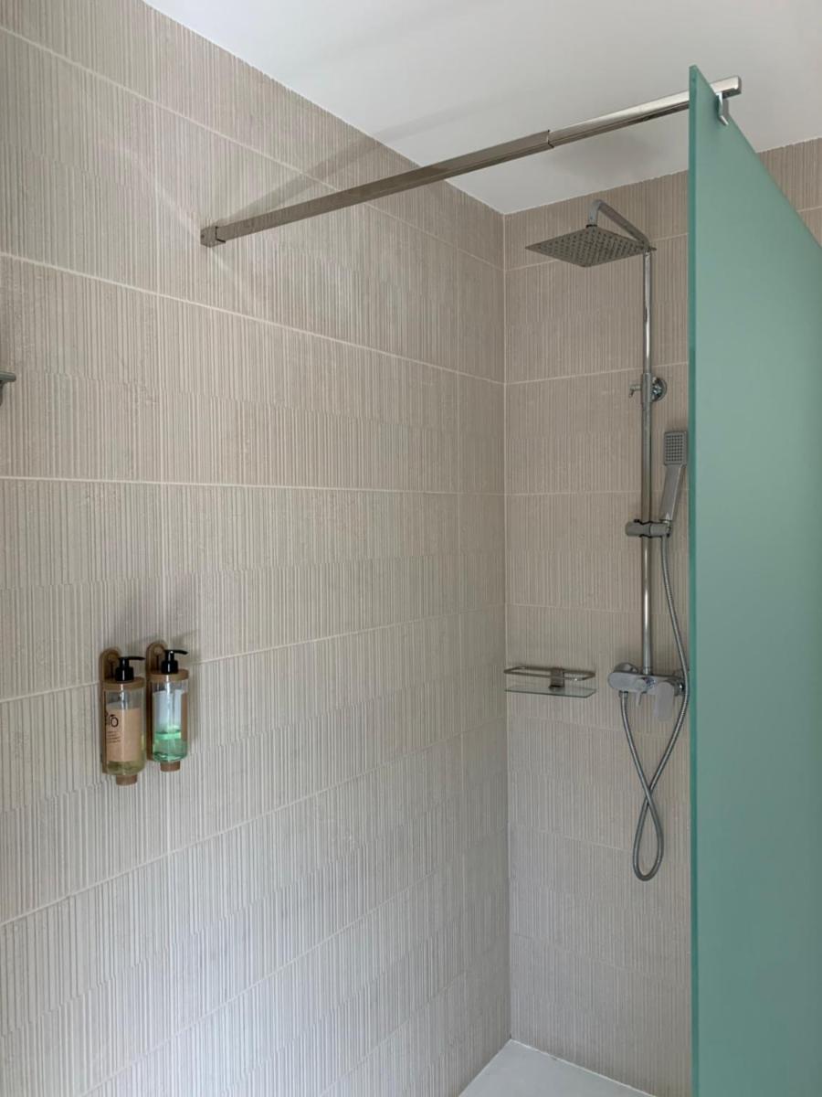 Hotel Villegas - Housity