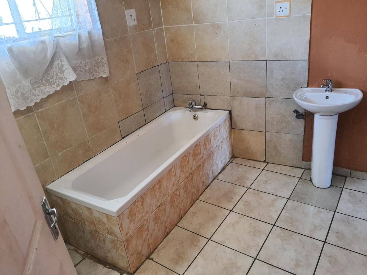 Miami guest house - Housity