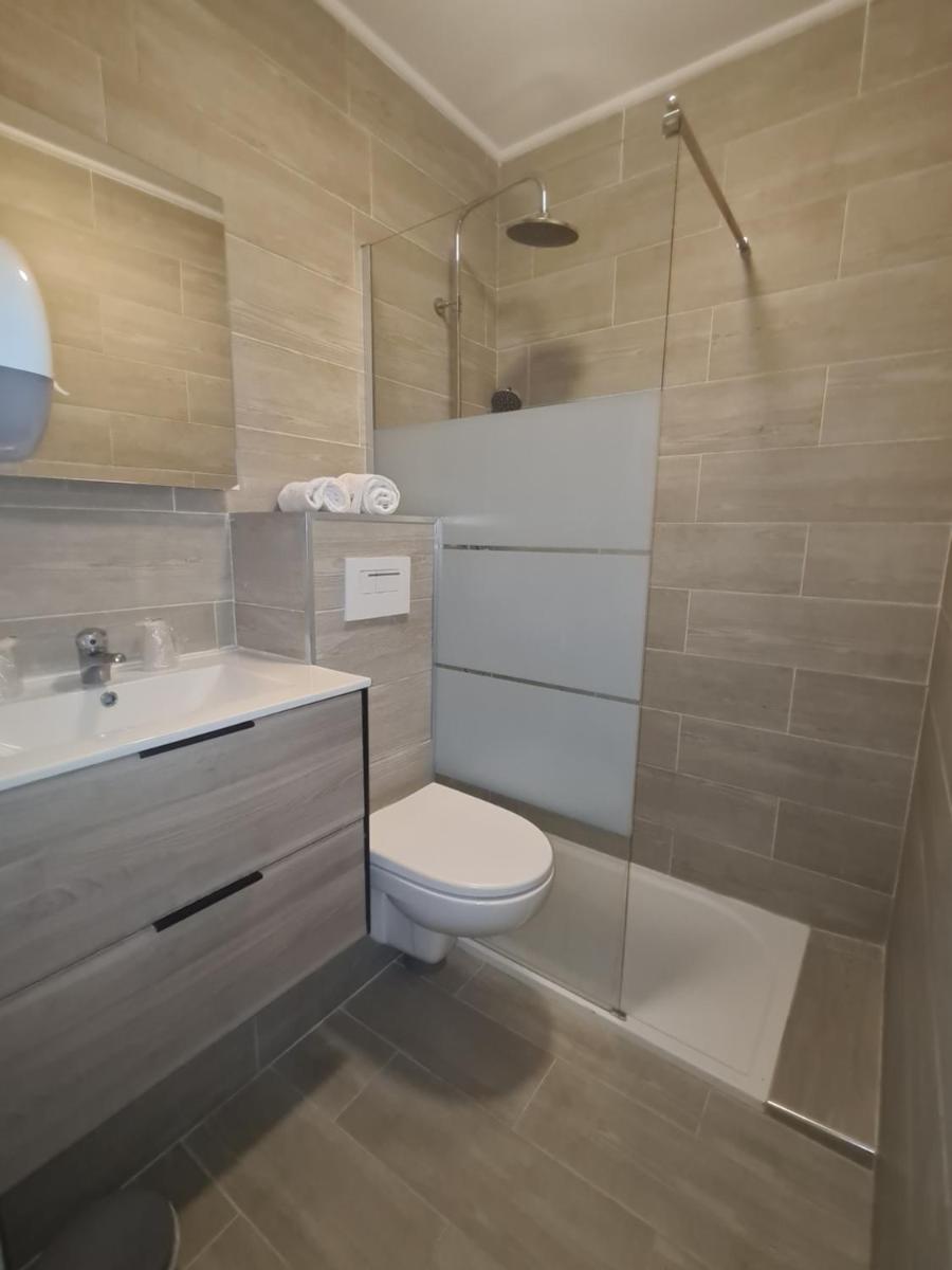 Salle de bains dans l'établissement Best Western Hotel & Spa Austria-La Terrasse