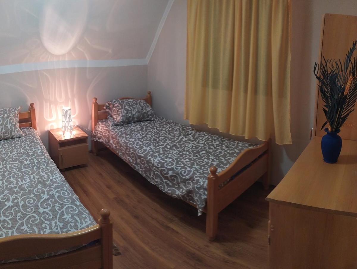 Vila Jezero - Housity