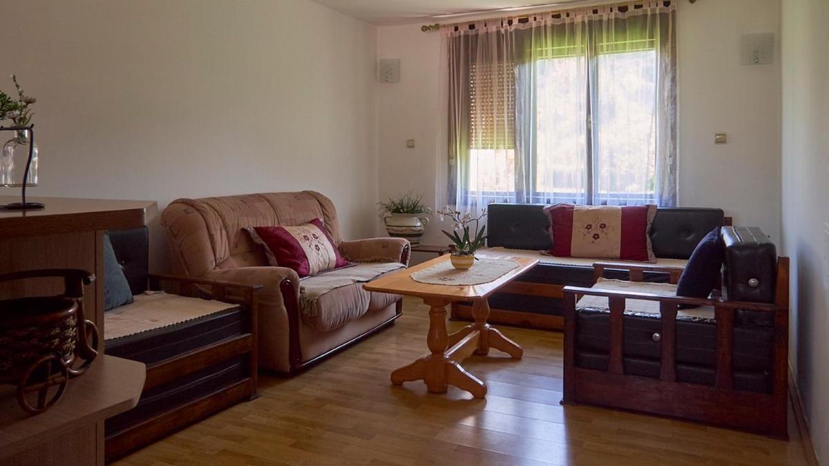 Milica - Housity