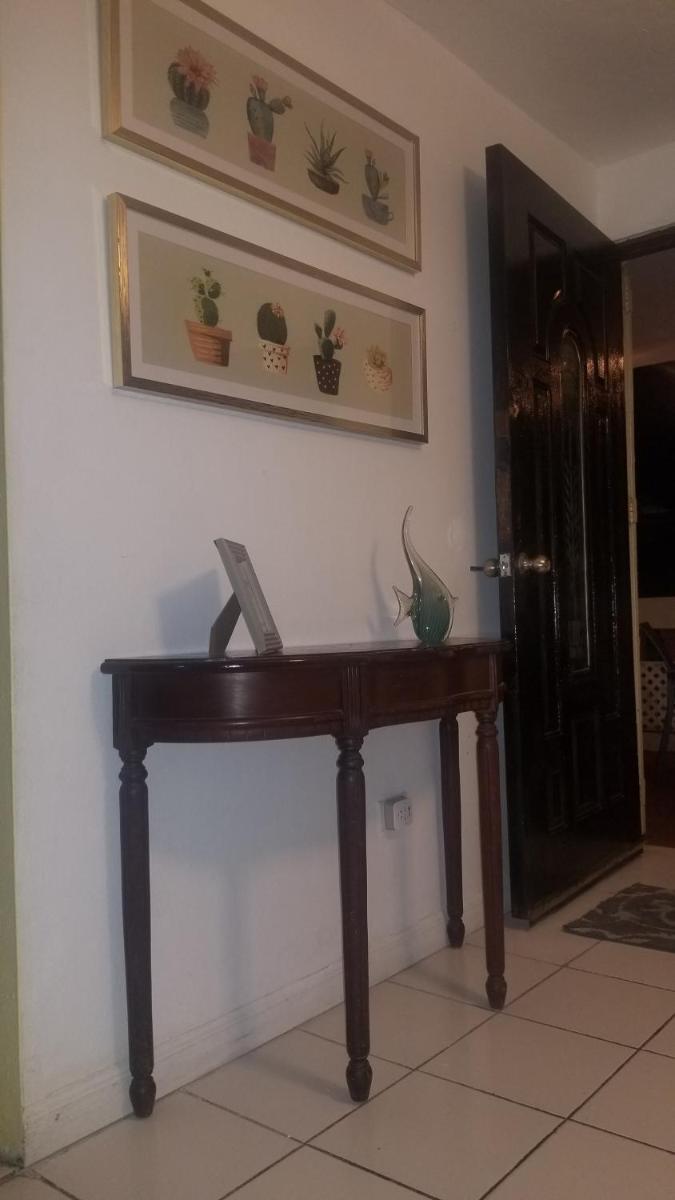 Tranquility Tropical Apartment - Housity