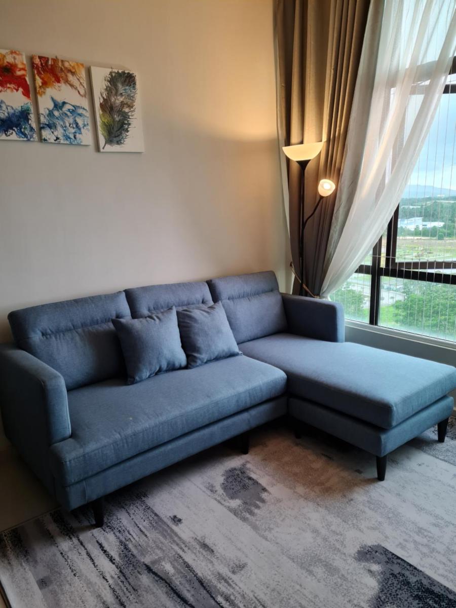 E Life D Summit Residences With Wifi & Netflix - Housity