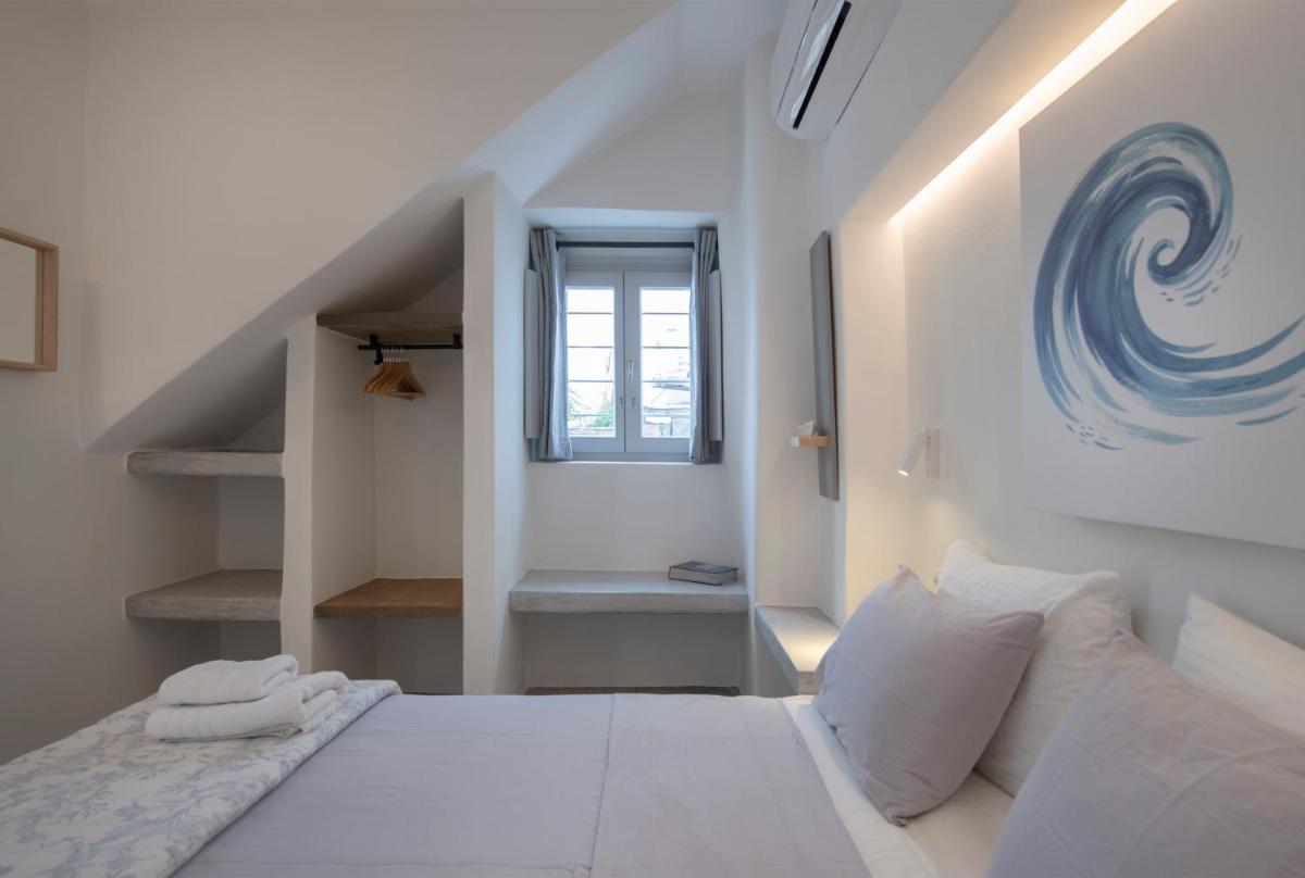 SALTY 2 Brand New 1 BD apartment in the heart of Naousa - Housity