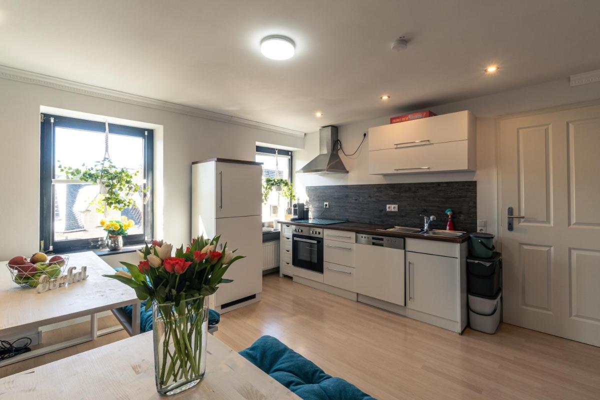 Green Valley Lounge Apartment - Hizvo