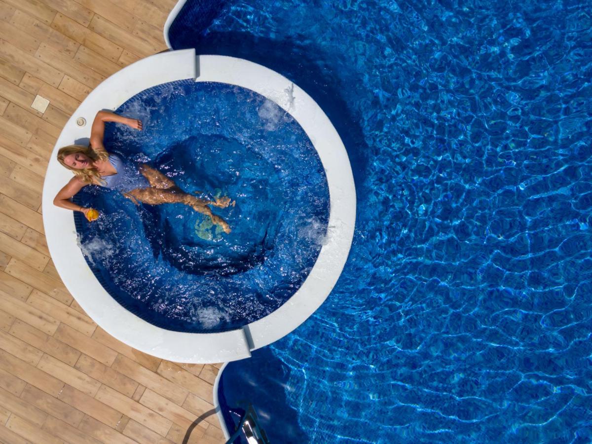 Terrazas del Caribe Hotel - Housity