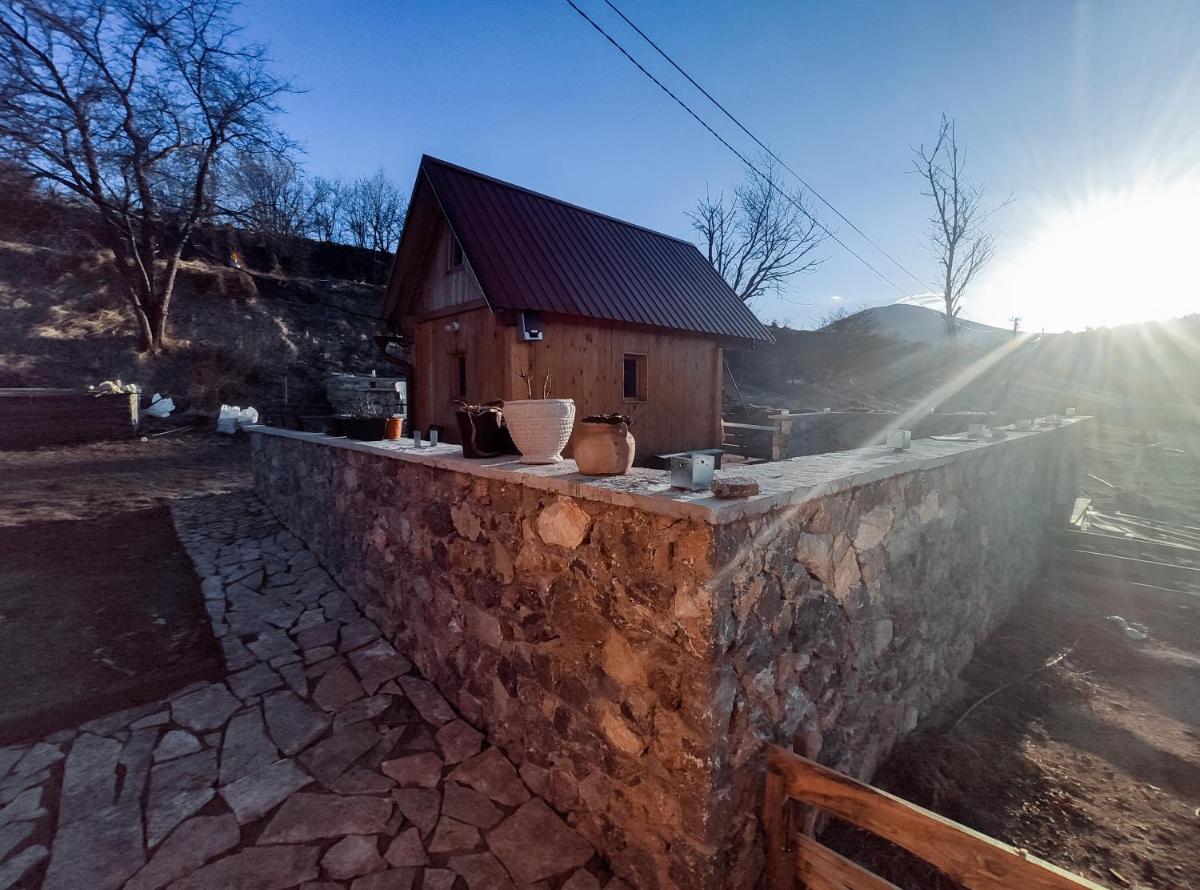 Brvnara Krin 2 - Housity