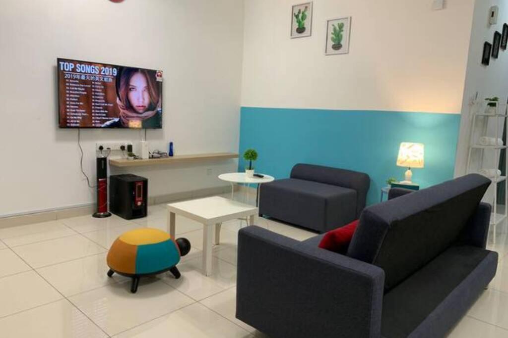 Suitetrails - Tiara East Broga Homestay